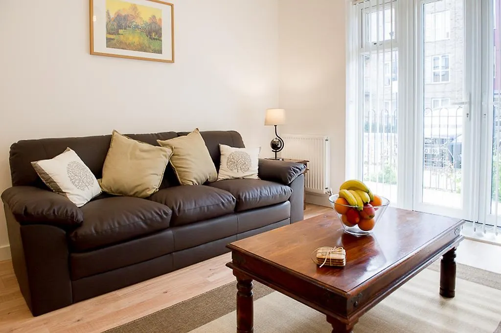 West Drayton  Stockley Apartments 0*, West Drayton (Middlesex) בריטניה